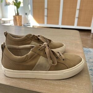 Nordstrom Rack Women’s Tan/Gold Sneakers